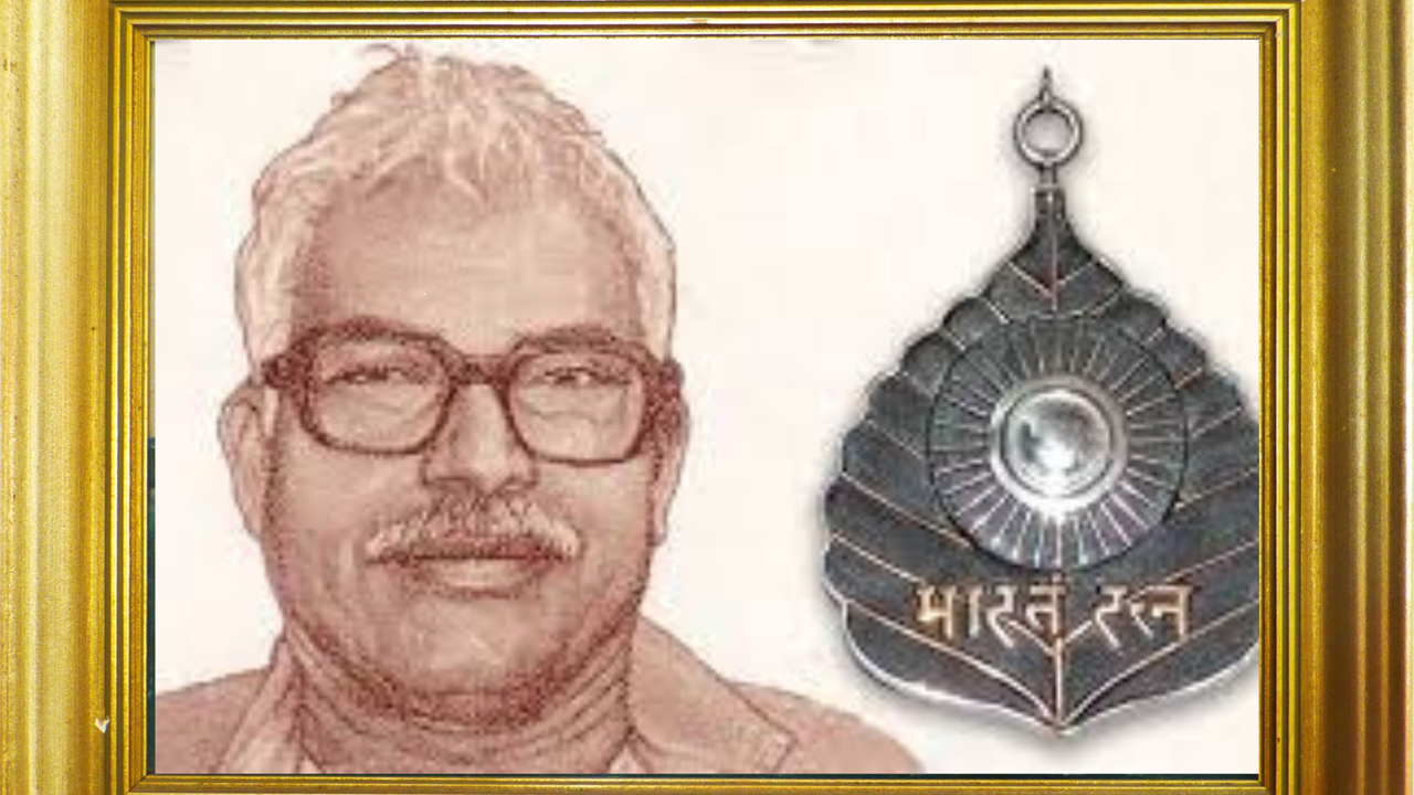 BHARAT RATNA,JANNAYAK KARPURI THAKUR